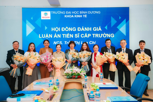 Chúc mừng NCS. Trần Thị Lan Chi bảo vệ thành công luận án Tiến sĩ ngành Quản trị Kinh doanh.